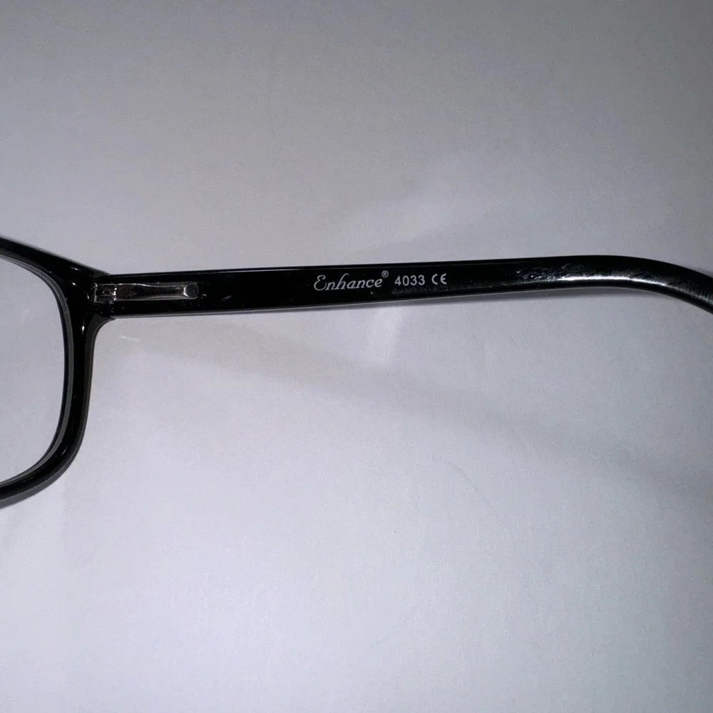 Warby Parker enhance 433